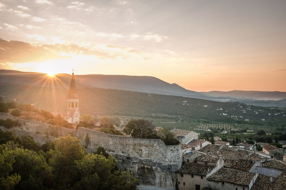 500 days Sunrise over Provence