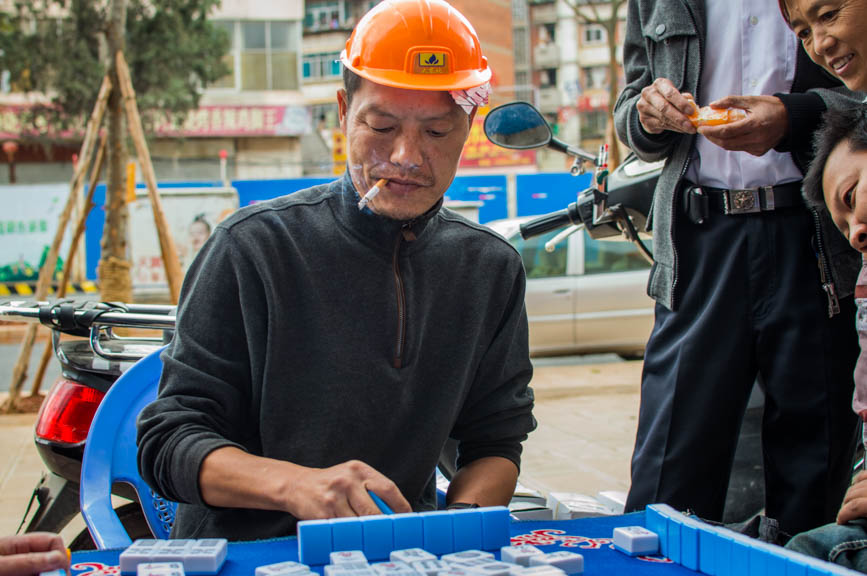 china construction card game