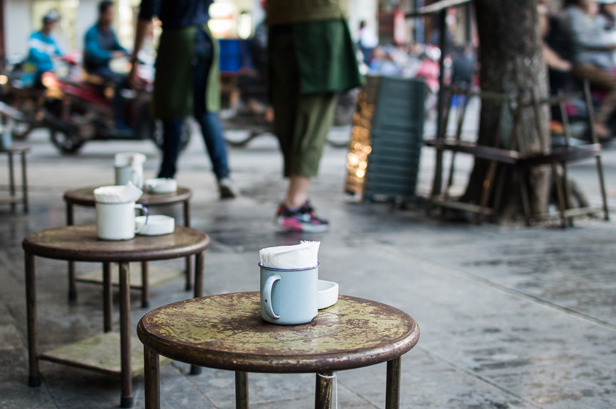 hanoi coffee cups